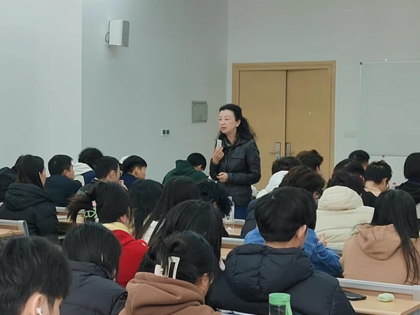 高校动态1（4）.png